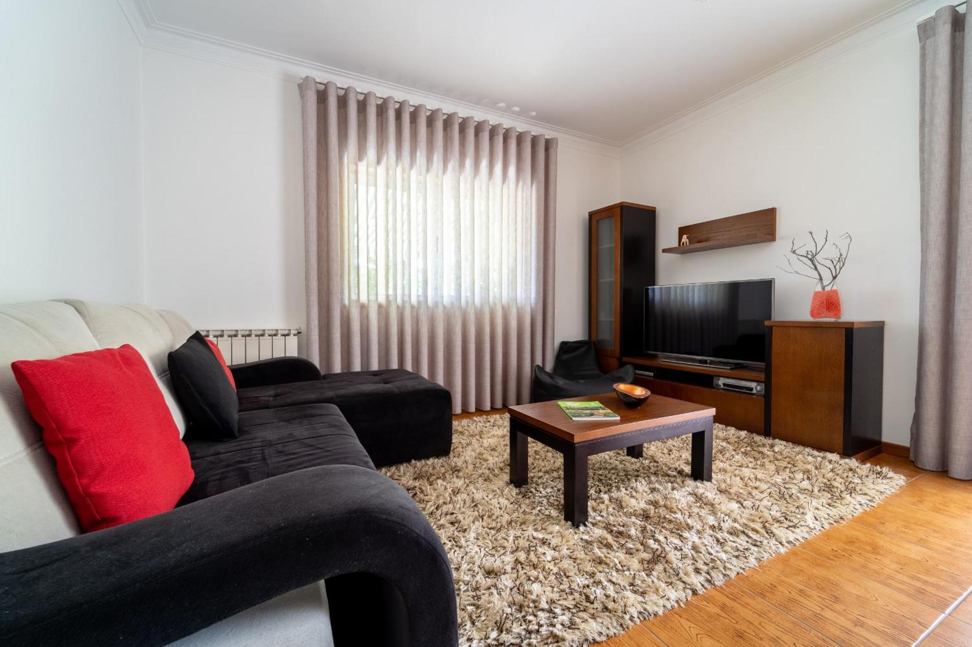 Gondomar Guimaraes - Moradia V3 Com Piscina Natural By House And People Esterno foto