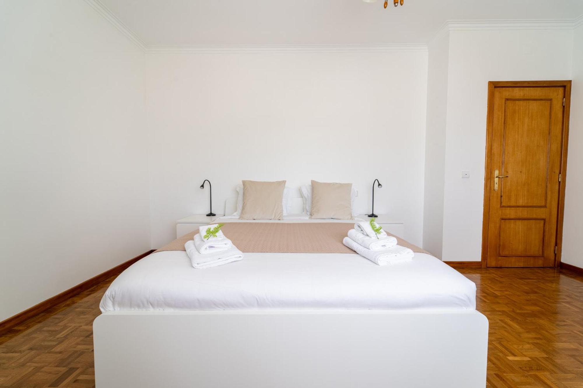 Gondomar Guimaraes - Moradia V3 Com Piscina Natural By House And People Esterno foto