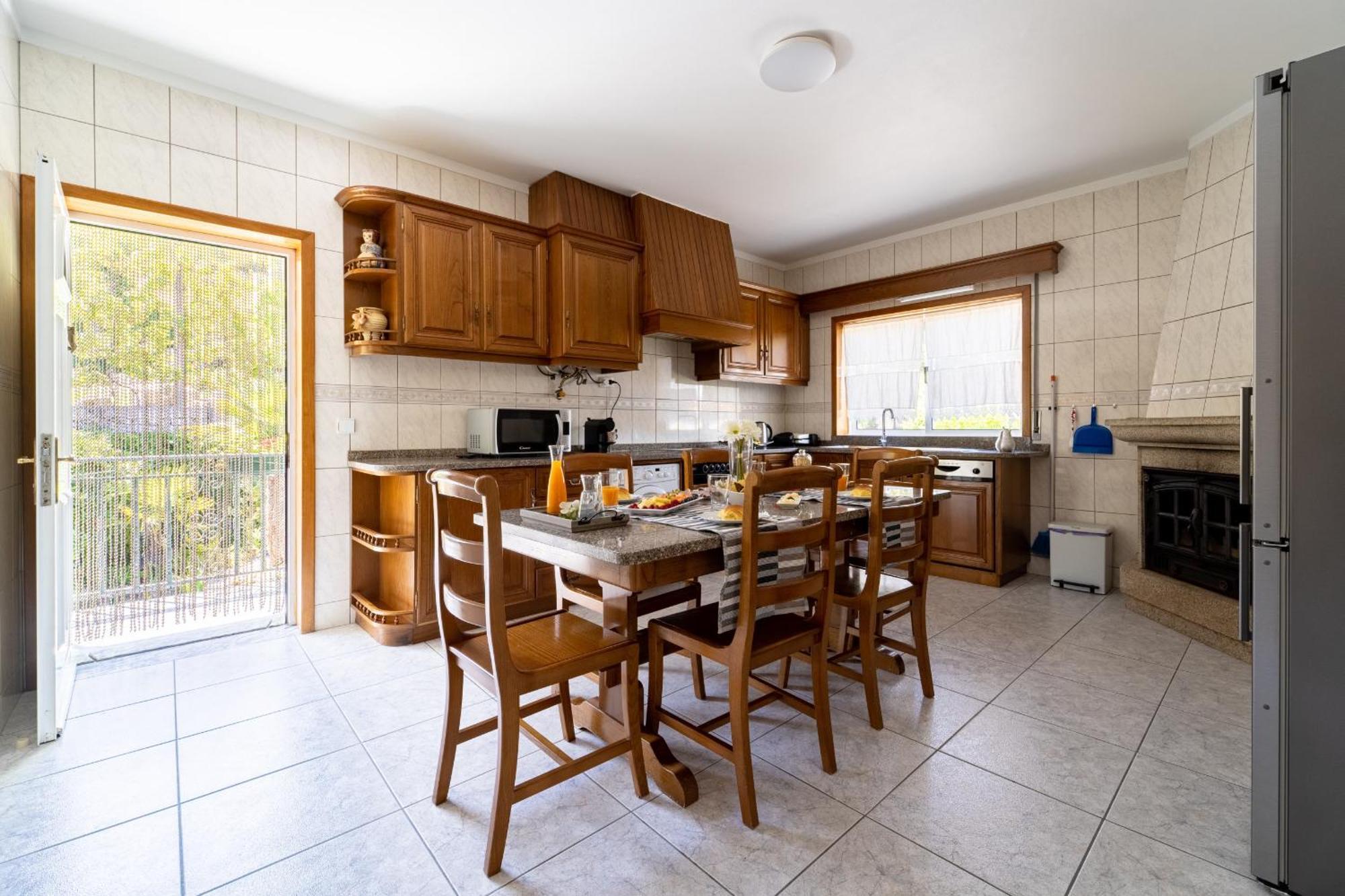 Gondomar Guimaraes - Moradia V3 Com Piscina Natural By House And People Esterno foto